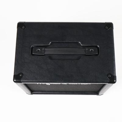 【中古】 ギターアンプ スピーカー Hughes&Kettner HUK-TM110 Tube Meister 110 Cabinet ヒュースアンドケトナー 取手
