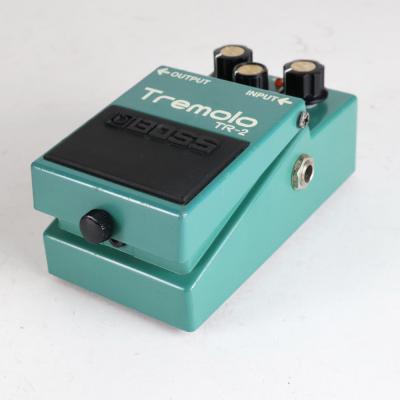 【中古】 トレモロ エフェクター BOSS TR-2 Tremolo ギターエフェクター 側面