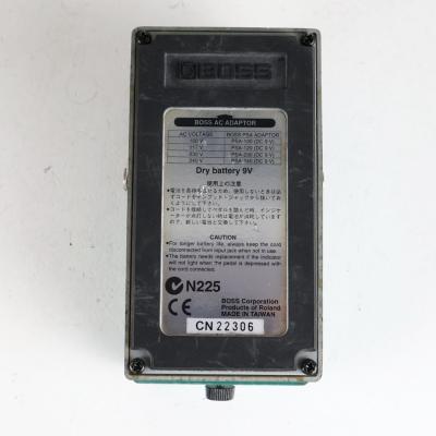 【中古】 トレモロ エフェクター BOSS TR-2 Tremolo ギターエフェクター 裏面