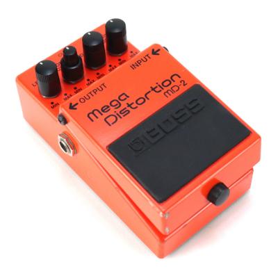 【中古】メガディストーション エフェクター BOSS MD-2 Mega Distortion ギターエフェクター ディストーション 斜めアングル画像