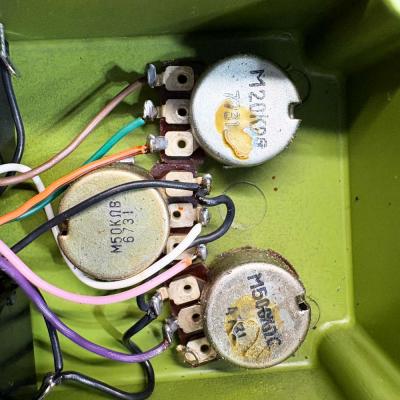 【中古】 Maxon マクソン D&S II LED無し アダプター駆動無し ディストーション オーバードライブ ギターエフェクター 内部