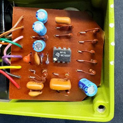 【中古】 Maxon マクソン D&S II LED無し アダプター駆動無し ディストーション オーバードライブ ギターエフェクター 内部 2