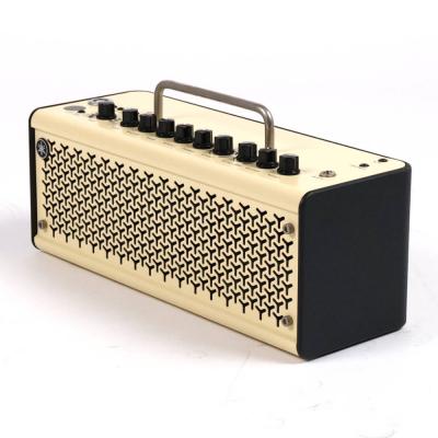【中古】 ギターアンプ ヤマハ YAMAHA THR10II 小型ギターアンプ 斜めアングル画像