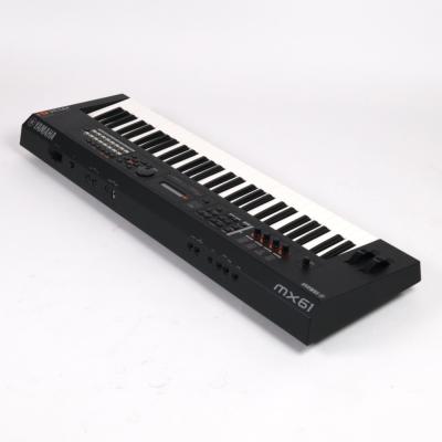 【中古】 シンセサイザー YAMAHA MX61 ヤマハ キーボード リア斜めアングル画像