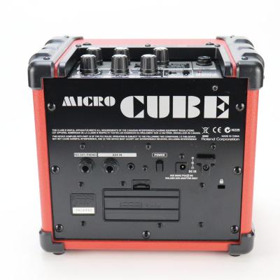 【中古】 ギターアンプ ローランド ROLAND MICRO CUBE RED マイクロキューブ 赤 小型ギターアンプ コンボ 背面