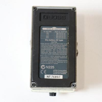【中古】 クロマチックチューナー エフェクター BOSS TU-2 Chromatic Tuner ペダルチューナー 裏面