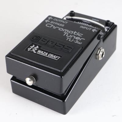 【中古】 BOSS TU-3W Chromatic Tuner WAZA CRAFTシリーズ ギターチューナー 全体