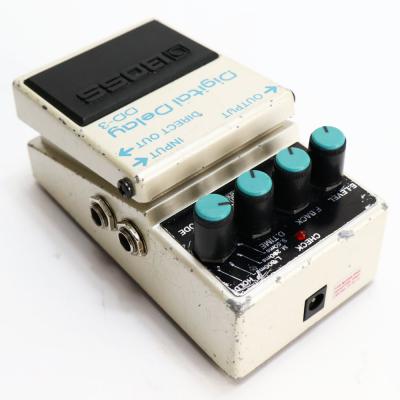 【中古】 デジタルディレイ エフェクター BOSS DD-3 Digtal Delay ギターエフェクター ディレイ 本体画像 斜め 2