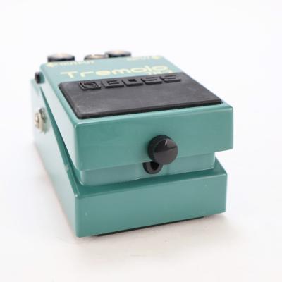 【中古】 トレモロ エフェクター BOSS TR-2 Tremolo ギターエフェクター 詳細画像