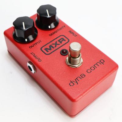 【中古】コンプレッサー エフェクター MXR M-102 DYNA COMP ダイナコンプ ギターエフェクター 本体画像 斜め