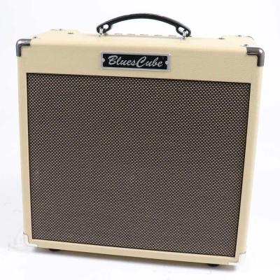 【中古】 ギターアンプ ROLAND Blues Cube Hot Vintage Blonde BC-HOT-VB ギターアンプ 本体画像 斜め