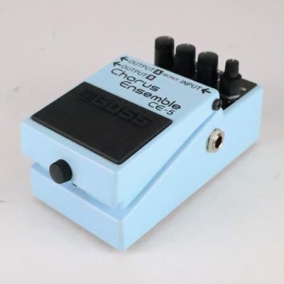 【中古】コーラスアンサンブル エフェクター BOSS CE-5 Chorus Ensemble ギターエフェクター 斜めアングル画像
