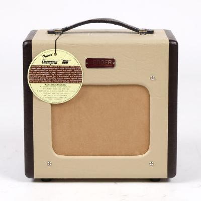 【中古】 ギターアンプ Fender フェンダー Champion 600 正面