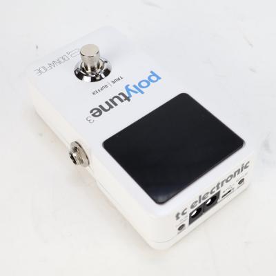 【中古】 チューナー tc electronic PolyTune 3 バッファー内蔵 ポリフォニックチューナー ポリチューン ペダルチューナー 全体