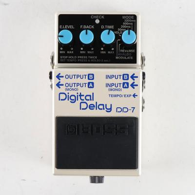 【中古】ディレイ エフェクター BOSS DD-7 Digital Delay ギターエフェクター デジタルディレイ 正面