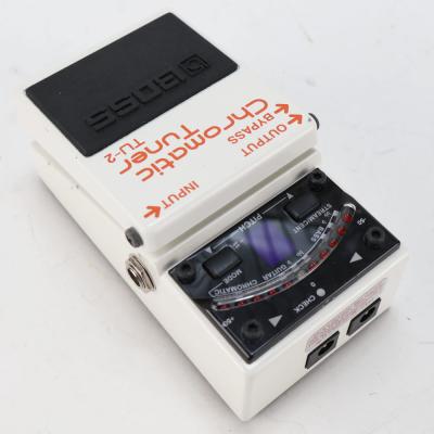 【中古】 クロマチックチューナー エフェクター BOSS TU-2 Chromatic Tuner ペダルチューナー 本体画像 斜め