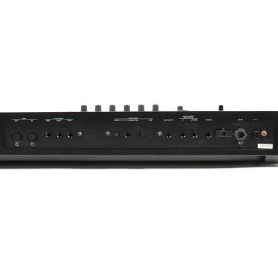 【中古】 ROLAND FA-06 Music Workstation シンセサイザー インサート