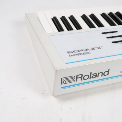 【中古】 シンセサイザー ROLAND JUNO-DS61 W 側面
