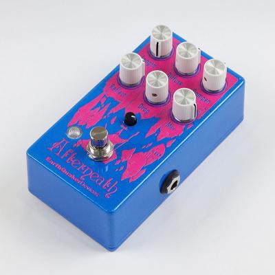 【訳あり】アウトレット EarthQuaker Devices アースクエイカーデバイセス EQD Afterneath V3 Blue Magenta ショートディレイリバーブ 全体