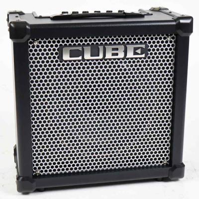 【中古】 ギターアンプ ROLAND ローランド CUBE-40GX 本体画像 斜め