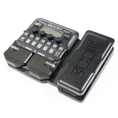【中古】 ギターマルチエフェクター ZOOM G1X FOUR アダプター付 本体画像 斜め 2