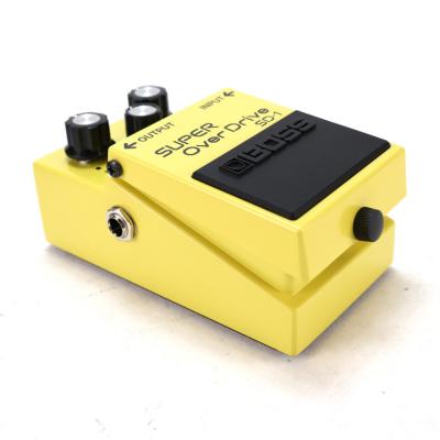 【中古】 スーパーオーバードライブ エフェクター BOSS SD-1 Super Over Drive ギターエフェクター 斜めアングル画像