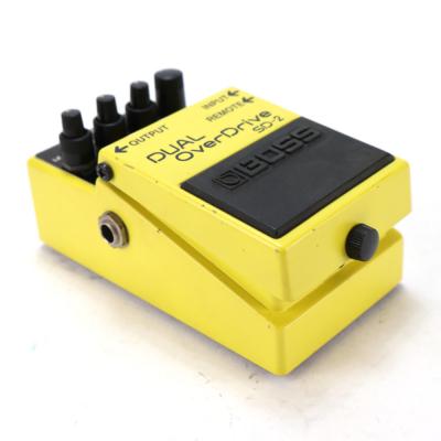 【中古】 オーバードライブ エフェクター BOSS SD-2 DUAL Over Drive ギターエフェクター 斜めアングル画像
