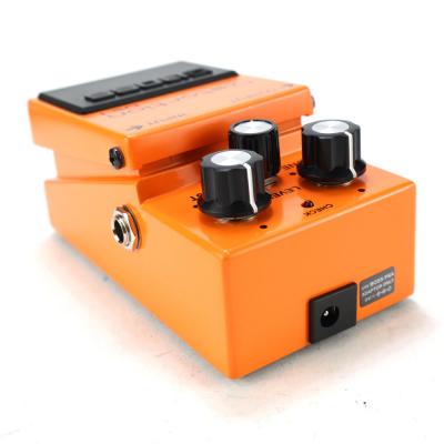 【中古】ディストーション エフェクター BOSS DS-1 Distortion ギターエフェクター リア斜めアングル画像