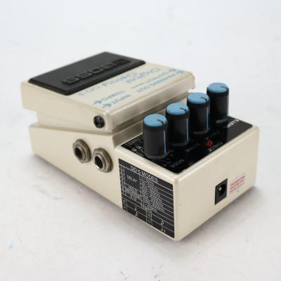【中古】 デジタルディレイ エフェクター BOSS DD-5 Digtal Delay ギターエフェクター ディレイ 側面
