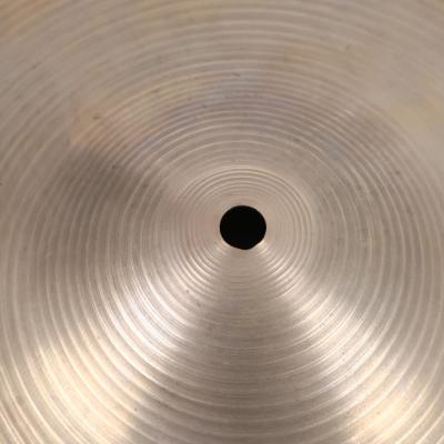 【中古】 ドラムシンバル ジルジャン ZILDJIAN A Zildjian 20インチ ドラムシンバル 取り付け穴画像