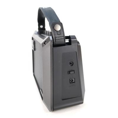 【中古】 ポータブルアンプ ROLAND ローランド MOBILE CUBE モバイルキューブ 右サイド画像