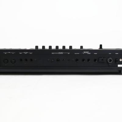 【中古】 ROLAND FA-06 Music Workstation シンセサイザー 本体画像