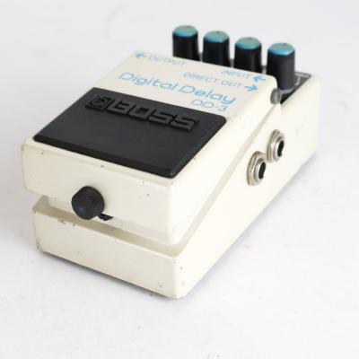 【中古】 デジタルディレイ エフェクター BOSS DD-3 Digtal Delay ギターエフェクター ディレイ 側面