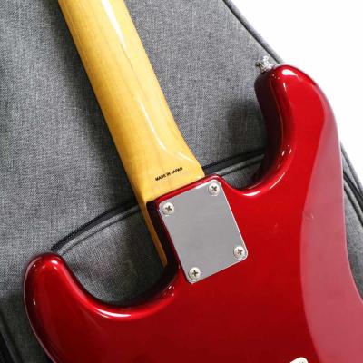 【中古】 エレキギター Fender Japan ST62-US OCR 2012年製 フェンダージャパン ストラトキャスター USAピックアップ搭載 バスウッドボディー 日本製 キャンディーアップルレッド ネックプレート
