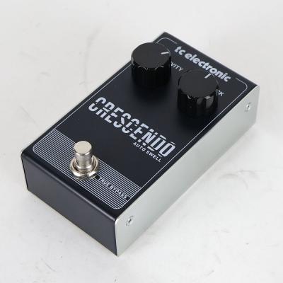 【中古】 tc electronic CRESCENDO AUTO SWELL エフェクター 全体