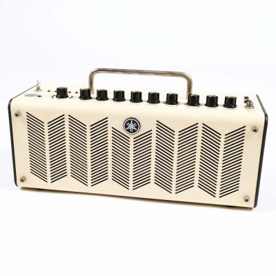 【中古】 コンパクトギターアンプ YAMAHA THR10 小型アンプ 本体画像 斜め