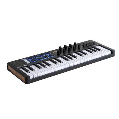 ARTURIA MiniLab 37 BK USB/MIDIキーボード パッド コントローラー 【Analog Lab Intro他バンドルソフト付き】 全体