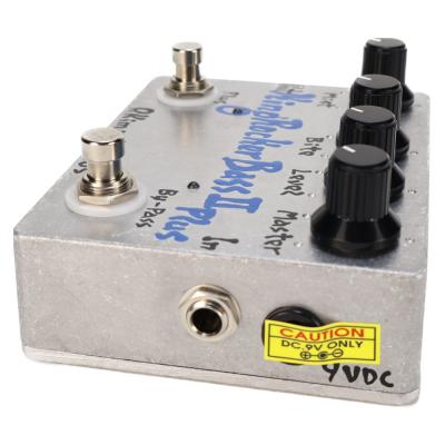 Akima & Neos アキマ&ネオス King Rocker Bass II Plus ANS-EF-14 ベースエフェクター 本体画像 斜め 2