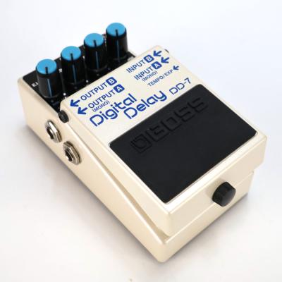 【中古】ディレイ エフェクター BOSS DD-7 Digital Delay ギターエフェクター デジタルディレイ 斜めアングル画像