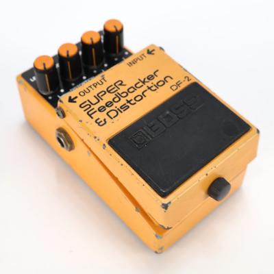 【中古】スーパーフィードバッカー ディストーション エフェクター BOSS DF-2 Made in Japan SUPER Feedbacker&Distortion 斜めアングル画像