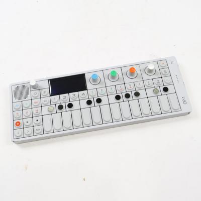 【中古】 ポータブルシンセサイザー ティーンネイジエンジニアリング TEENAGE ENGINEERING OP-1