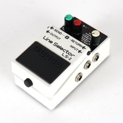 【中古】 ラインセレクター エフェクター BOSS LS-2 Line Selector ギター ベースエフェクター 斜めアングル画像
