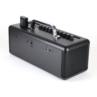 【中古】 ギターアンプ BOSS KATANA-AIR Guitar Amplifier ワイヤレス ギターアンプ カタナエアー リア斜めアングル画像