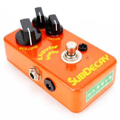 【中古】 オーバードライブ Subdecay サブディケイ Liquid Sunshine ギターエフェクター 本体画像 斜め 2
