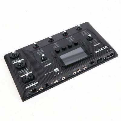 【中古】ZOOM ズーム B6 ベース用マルチエフェクター タッチ操作 DI搭載 本体画像 斜め