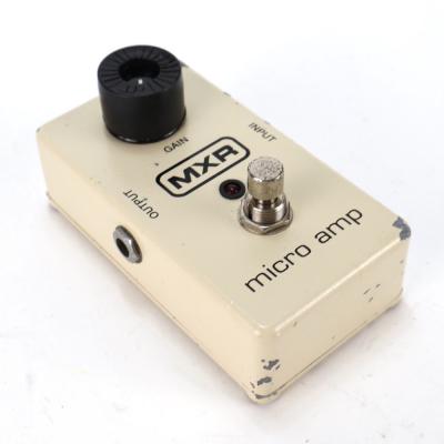 【中古】 ブースター エフェクター MXR M-133 MICRO AMP マイクロアンプ ギターエフェクター 斜めアングル画像