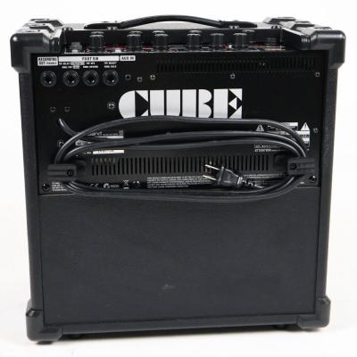 【中古】 ギターアンプ ROLAND CUBE-40XL ローランド キューブ 本体画像 裏