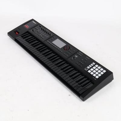 【中古】 ROLAND ローランド FA-06B Music Workstation 限定オールブラックモデル シンセサイザー 全体