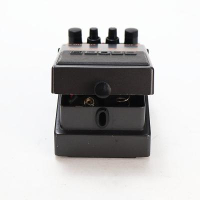 【中古】メタルゾーン エフェクター BOSS MT-2 Metal Zone ボス ギターエフェクター 側面