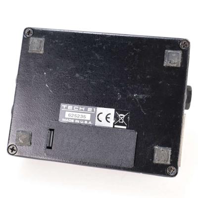 【中古】サンズアンプ ベースドライバーDI TECH21 SansAmp BASS DRIVER DI 旧仕様 ベース用DI プリアンプ 本体画像 裏